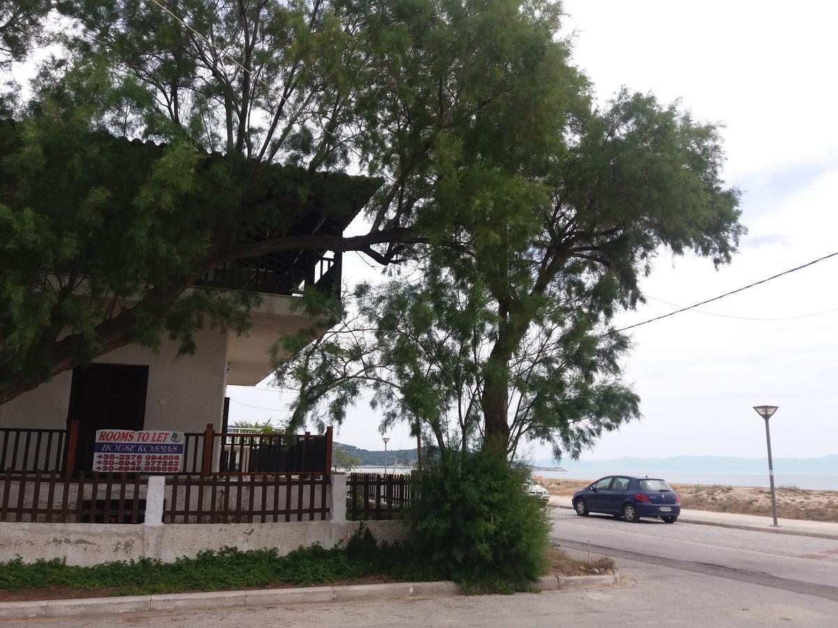 House Kosmas On The Beach Sarti Exteriér fotografie
